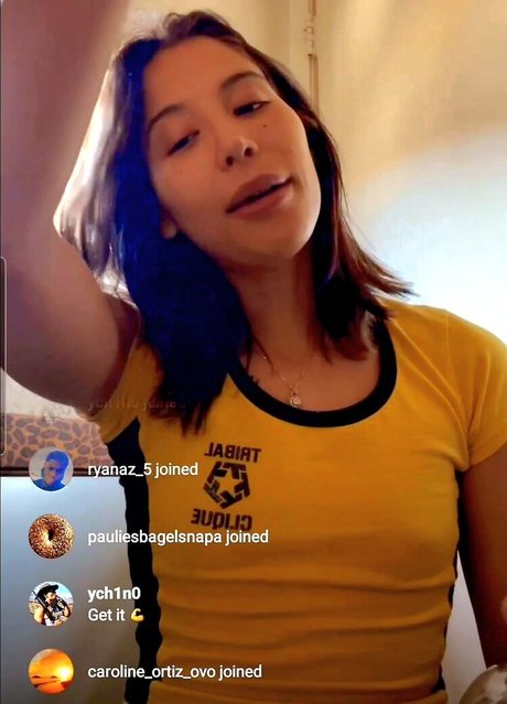 méga fans uniquement nus parfaits galerie