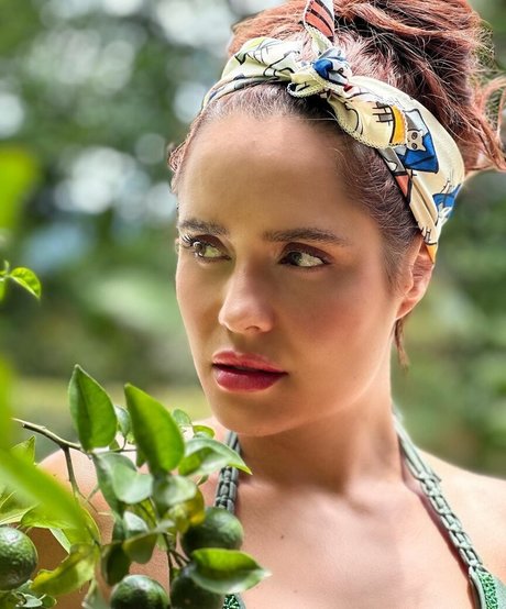 Ana Lucia Dominguez modèle porno des photos