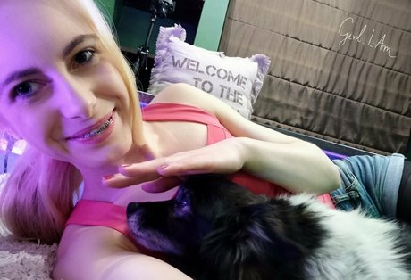 nikki gia vip étoile sexy photos