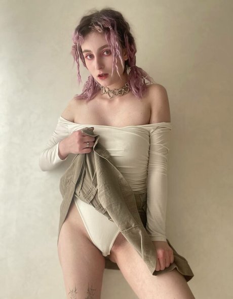 leilaagrace joli modèle archive