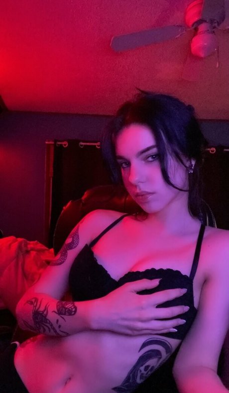 Srullaa modèle adulte galerie