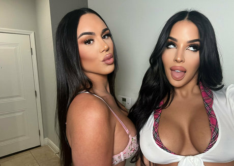 tsitaliaarianna étoile adulte des photos