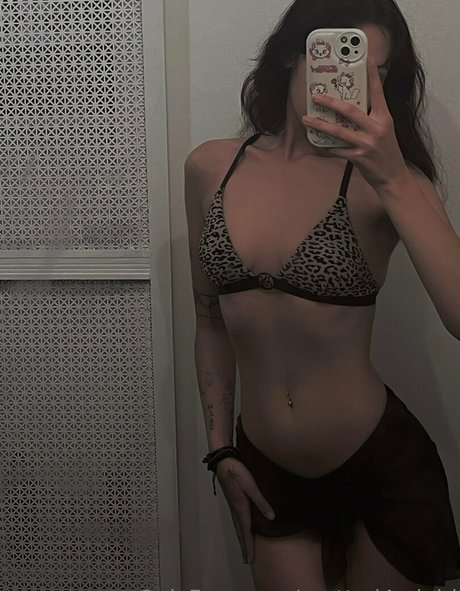 prettyd4edgirl modèle sympa img