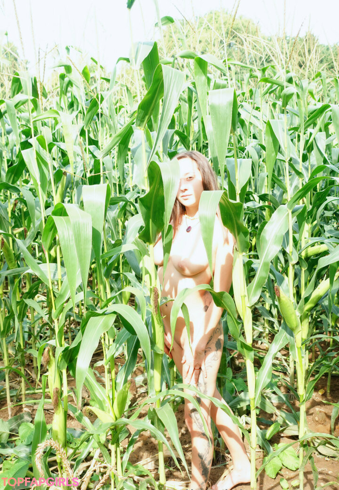 milavisions modèle érotique des photos