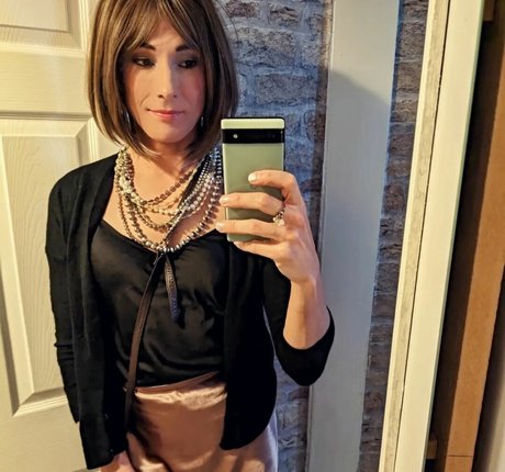 Jennifer London modèle xxx image