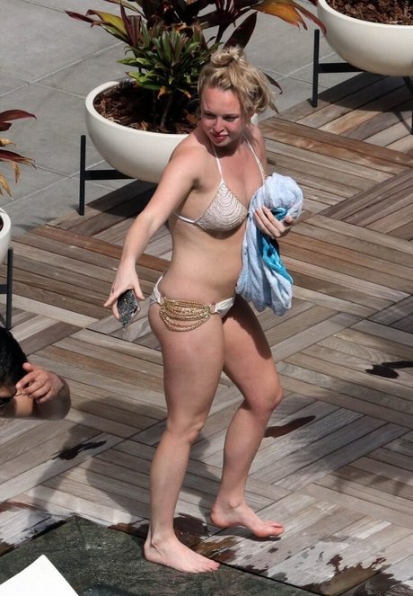 Jorgie Porter modèle hd img