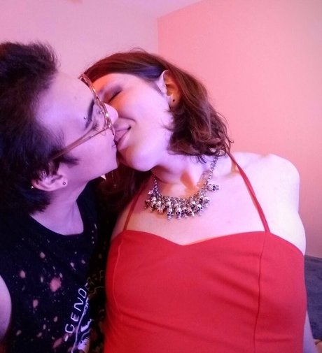 milf masturbation onlyfans top jolie image