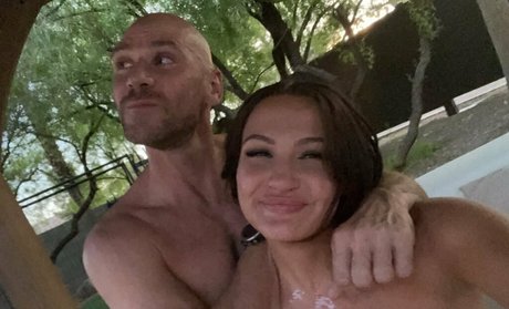 xxxmilamonet nus de stars du porno archive