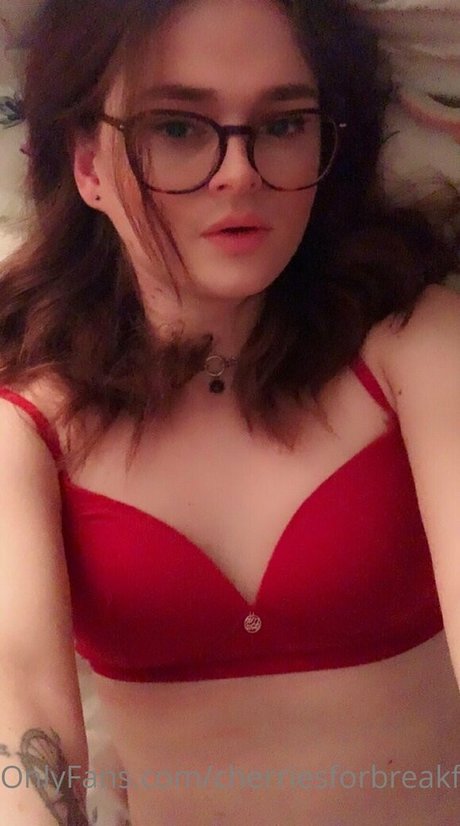 cherriesforbreakfast actrice sexy image