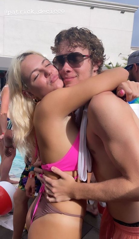 fans danal épais uniquement adulte en haute qualité photo