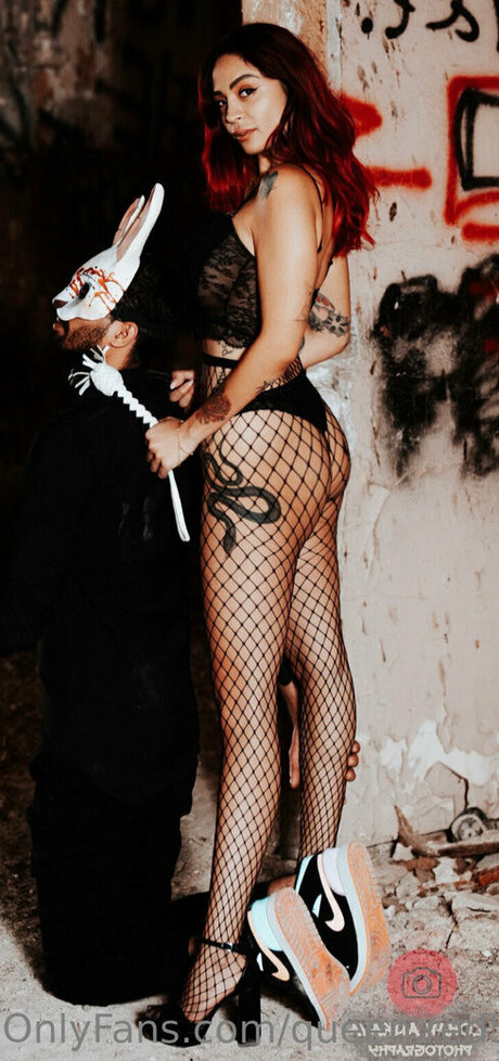 QueenREd actrice xxx des photos