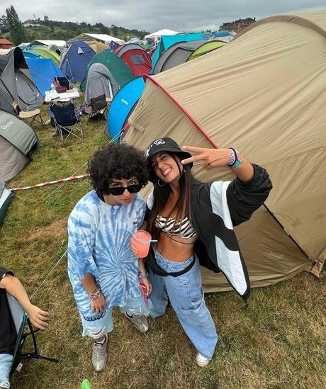 nu nu onlyfans nus chauds photos