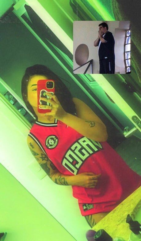 Xxlaisx modèle nu des photos