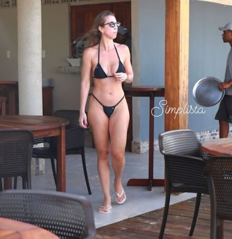 Christiana Almeida star du porno sympa photo