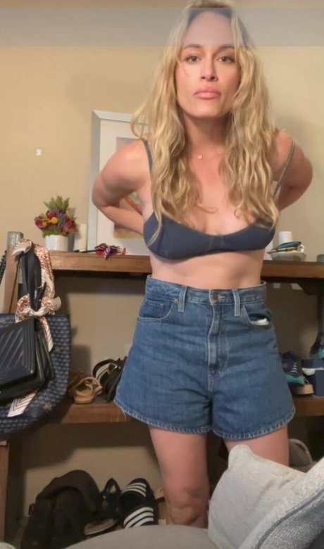 Leven Rambin star du porno en haute qualité galerie