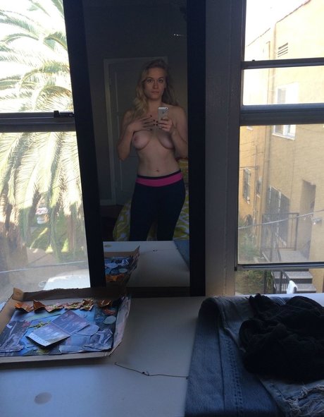 Leven Rambin art star du porno images