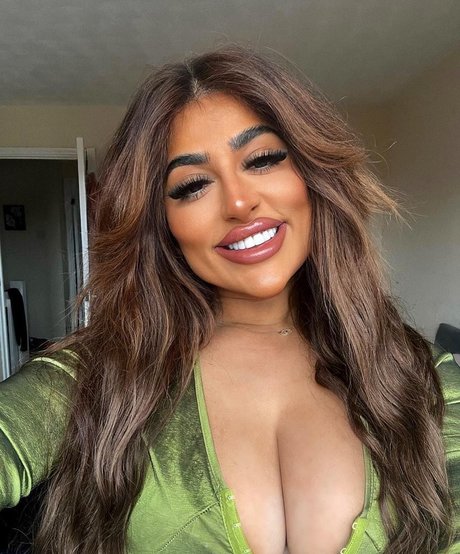 adorer onlyfans nus érotiques images