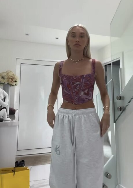 Megan McKenna star du porno parfaite archive