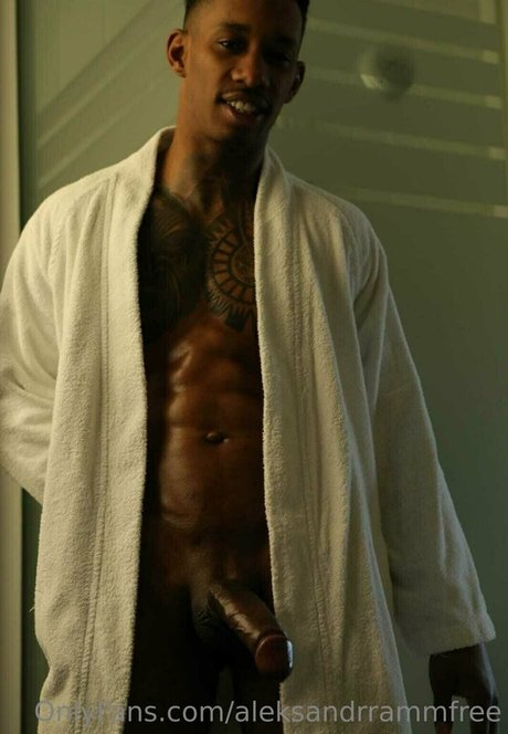 fellation asiatique onlyfans belle définition img