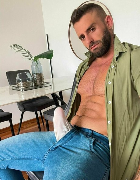 rousse bouclée onlyfans belle exclusivité photos