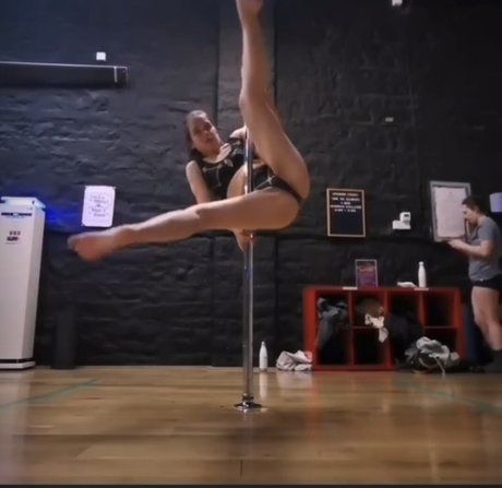 chatte poilue dadolescente onlyfans porno collection