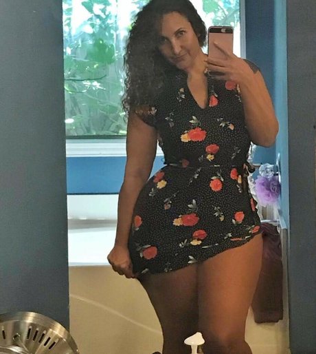 Sparks2fit nus de stars du porno image