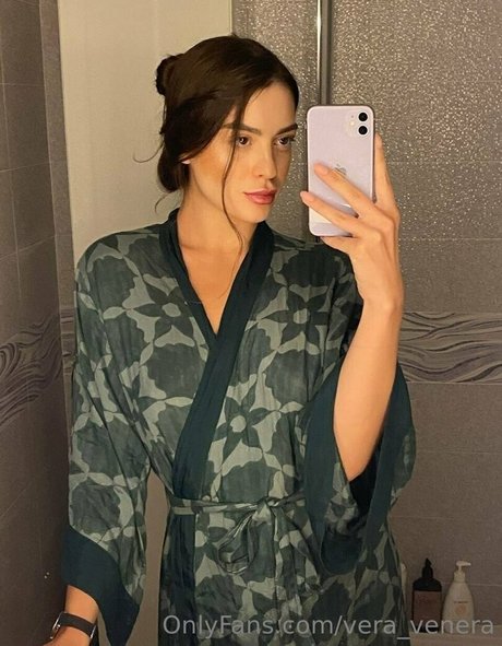 vera venera haut de star du porno img