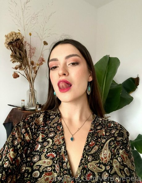 vera venera actrice érotique photo