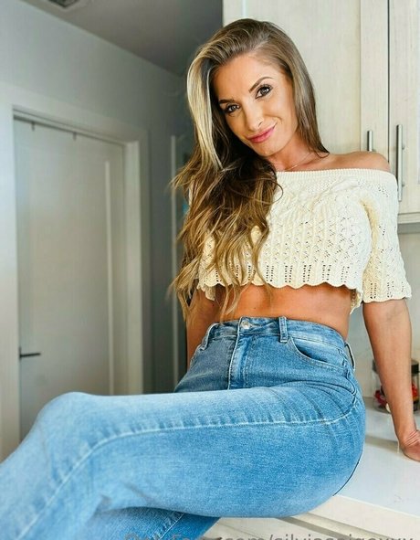 silviasaigexxx star du porno sexy photo