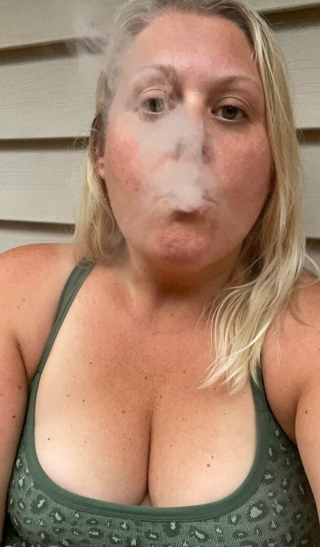 smokybrookeb top star image