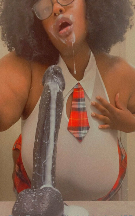 forbiddenfruyt23 modèle érotique photo