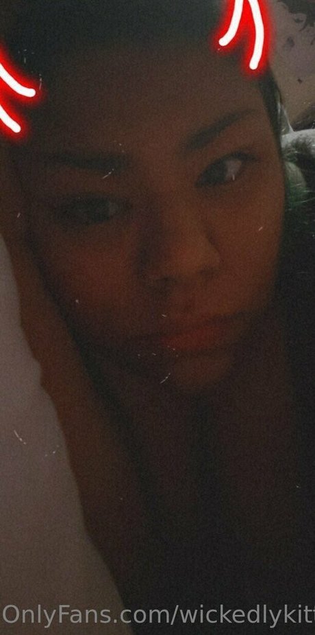 wickedlykitten star du porno parfaite images