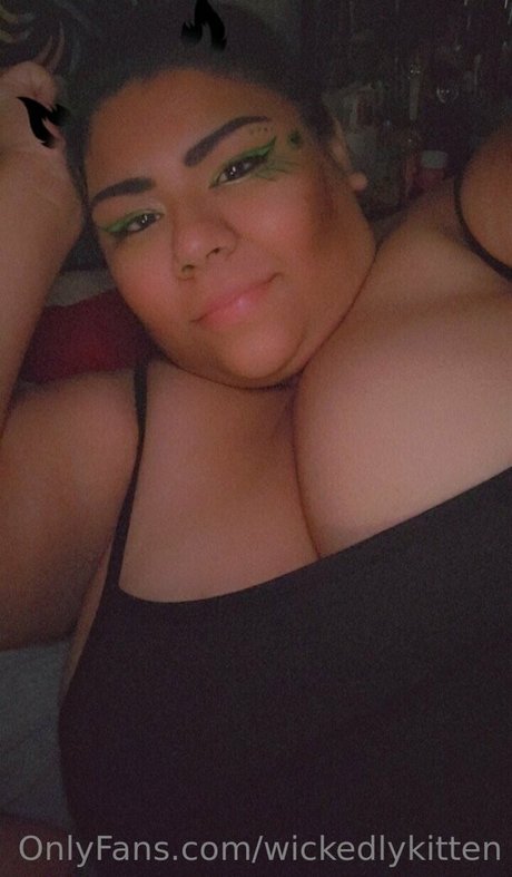 wickedlykitten étoile photos