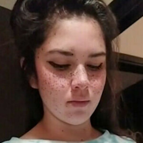 Sara Bustani actrice chaude image