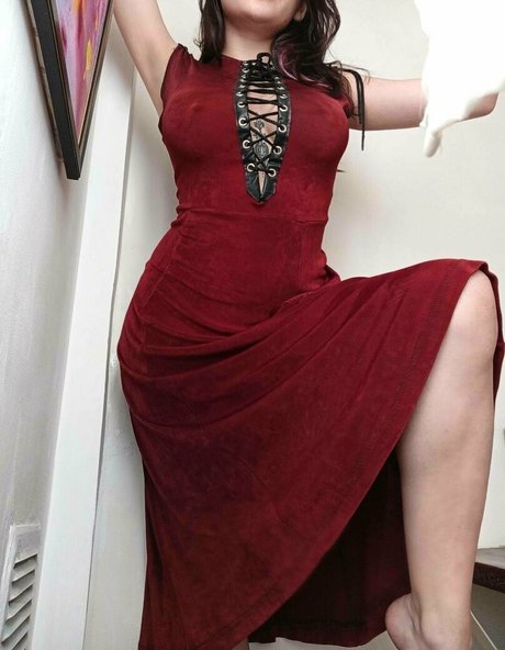 brunette onlyfans érotique img