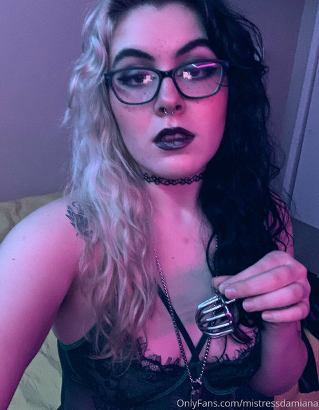 mistressdamiana modèle adulte collection