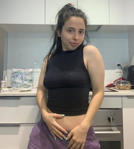 Esther Povitsky étoile exclusive image