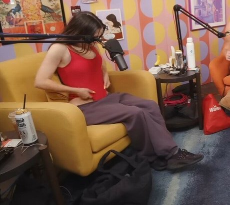 Esther Povitsky actrice libre photo