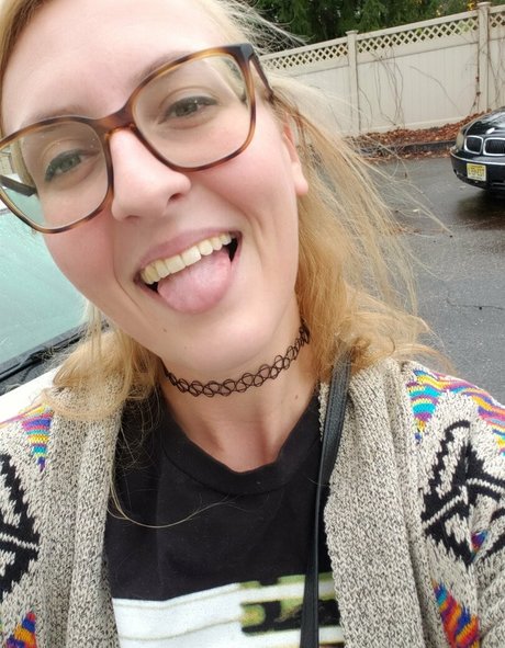 shasha meow modèle pornographique archive