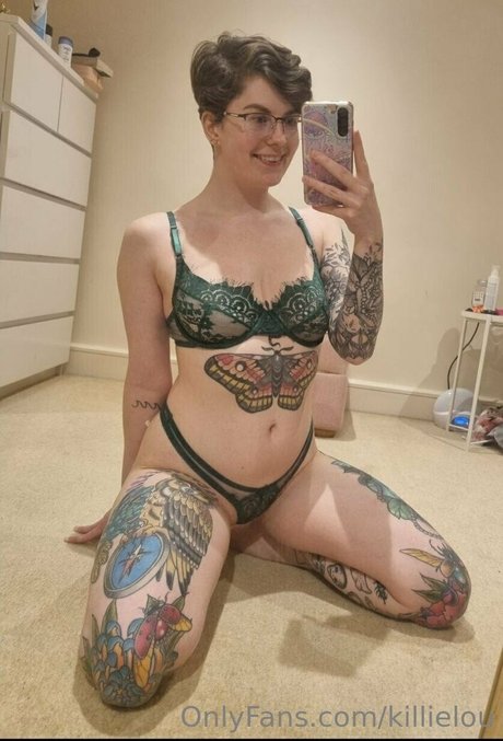 tatouages ​​blonds onlyfans pornographique gratuit photos