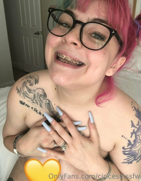 ciricesinssfw beau modèle image