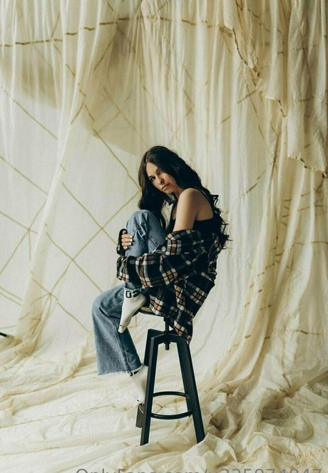 trans xxx uniquementfans joli photo