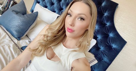 worshiprene star du sexe img