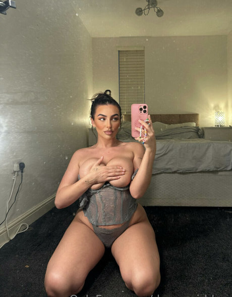 cuisses épaisses onlyfans sympa parfait des photos