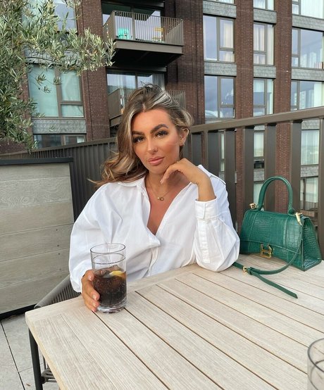 trio à gros seins onlyfans art xxx collection