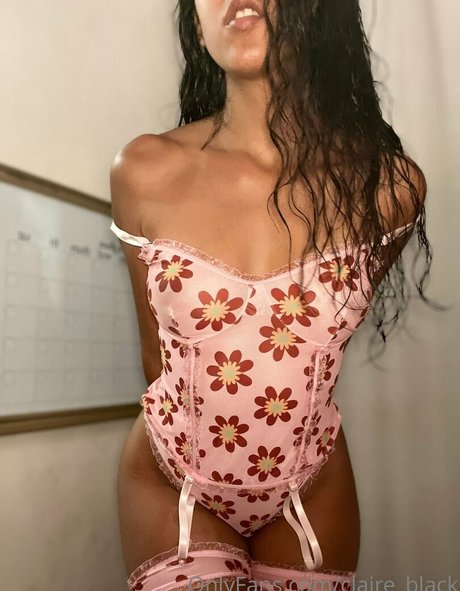 claire black étoile sympa galeries