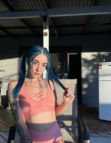 blue scarlett x étoile image