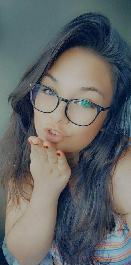 youramandarose actrice exclusive collection