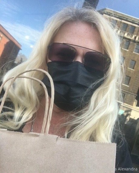 uniquilyyours sexe star du porno galeries