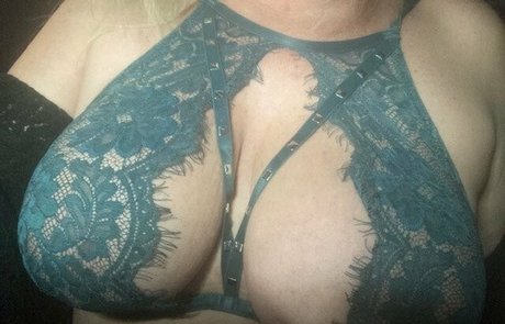 uniquilyyours modèle magnifique photos